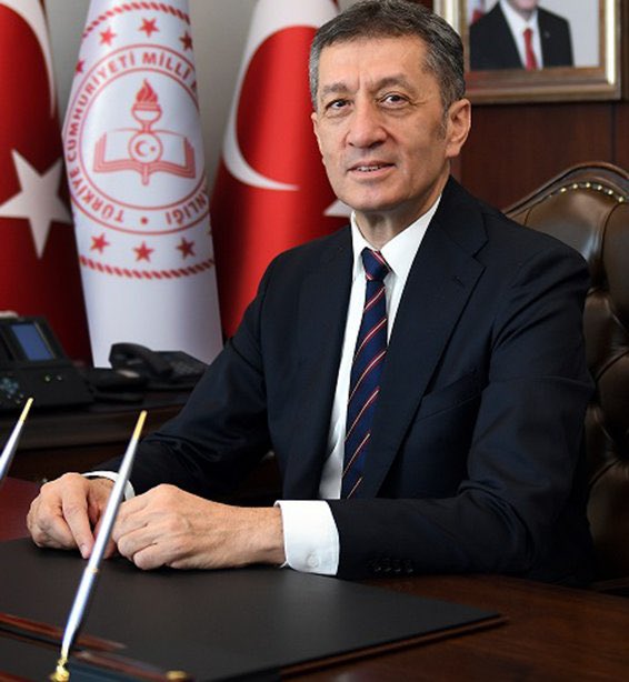 Evlatlarının geleceğini düşünür ne yapar eder gerekeni yapardı… #OkullaraAraVerilsin #70ildeOkullarKapatılsın