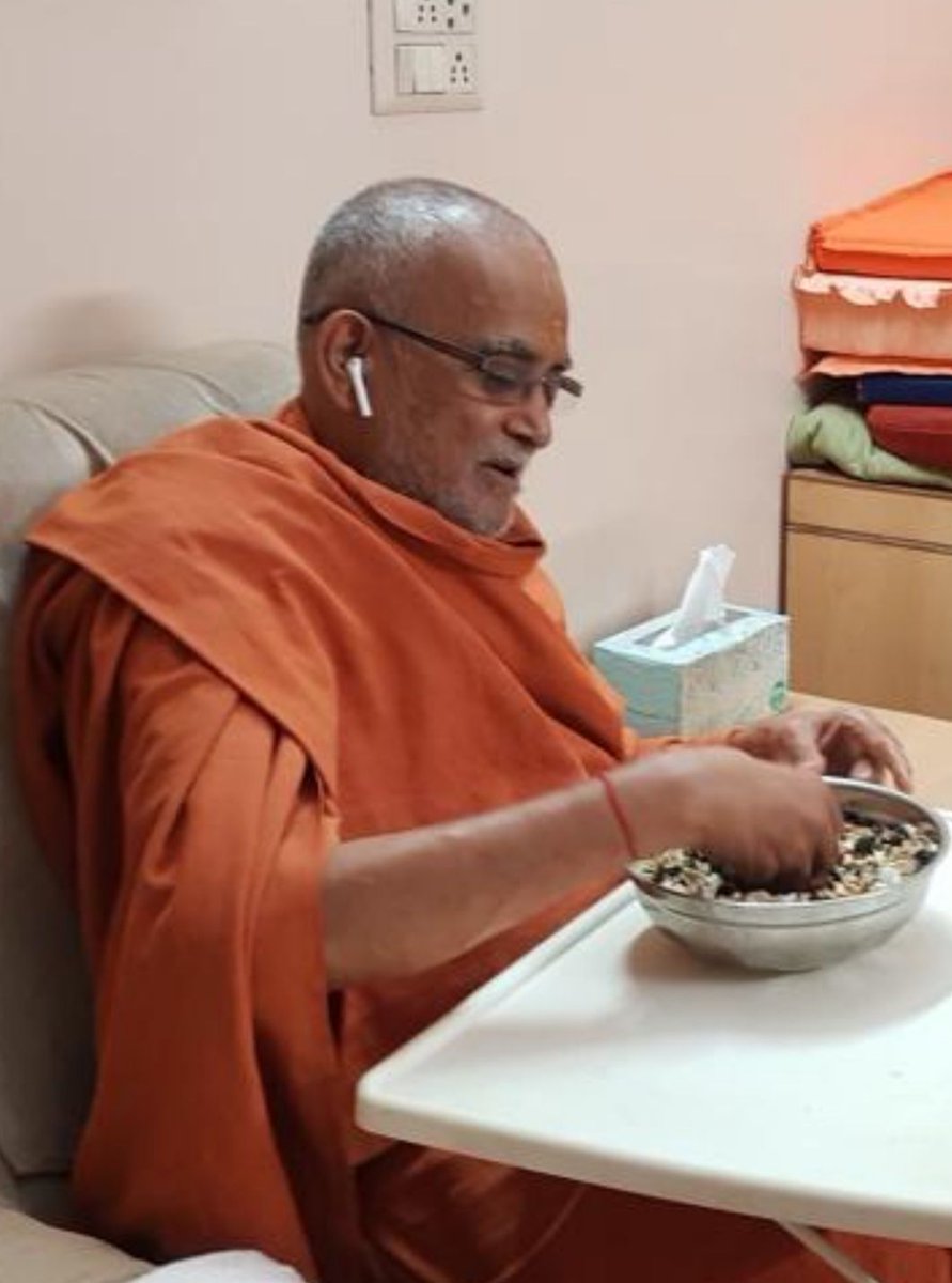 NilaxPandya's tweet photo. @SudhirNanavati
Sir, for your kind consideration and knowledge WRT recent arguments in the Hon. Highcourt of Gujarat.
Appreciate your understanding and wisdom.
#justice for #hariprabodham
#haridham #premswami
@AsstKetan @Gujaratbench @CMOGuj https://t.co/ZsulmqT0oe