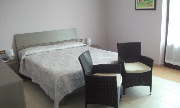 bikershotel's tweet image. bikershotel.it/hotel/ALBERGO-…

ALBERGO BREGLIA, Plesio
Albergo per bikers - Prezzi a partire da: € 35,00
Siamo un albergo a conduzione famigliare perciò la nostra clientela è seguita in modo scrupoloso in ogni sua esigenza.

#motovacanza #hotelpermotociclisti #plesio #lombardia