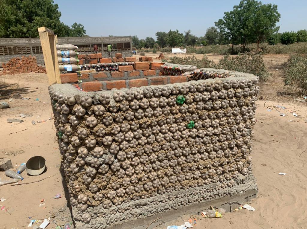 ThinkGreencmr's tweet photo. We are changing the lives of hundreds of kids by building classrooms out of recycled plastic bottles! With your help, we can make a real impact in the world.    
Support us at https://t.co/qEC3yGtiAM

#bottles2bricks
#ecobuildings
#beatplasticpollution 
#climatechange https://t.co/6P71AAPk8i