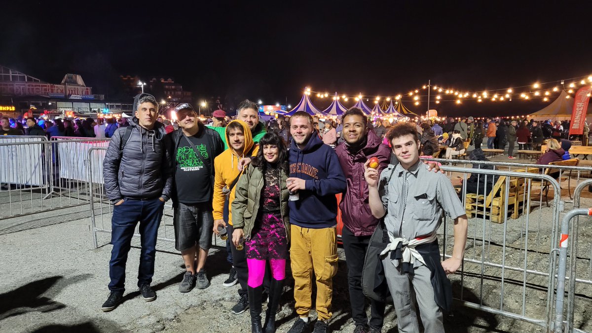 Saladosbanda's tweet photo. En la gira patagónica tuvimos la oportunidad de compartir escenario con grandes artistas como @turfoficial , @mimimauraoficial , @despiertacaracol , @verdeiguana.brc y @la_rueda_itinerante entre otros. 
Fue una fiesta en cada lugar! https://t.co/syPlc6Ofiq