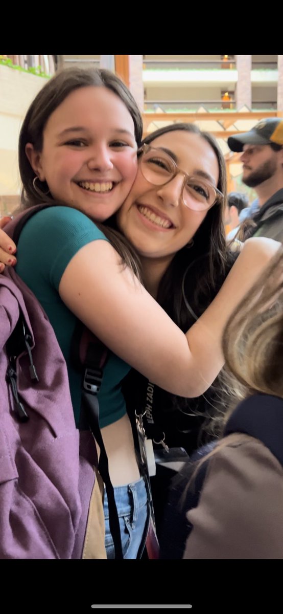 Hannah Resnick (she/her) tweet media