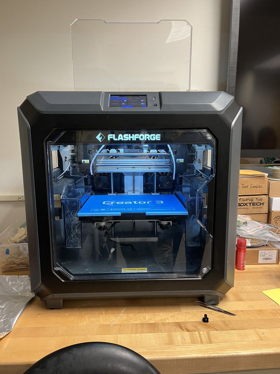 <a href="/DrexelUniv/">Drexel University</a> like Disneyland for 3D printers <a href="/NidalKhatib2/">Nidal Khatib</a> <a href="/_IreneYang_/">Irene (she/her), DPhil (Ox) (New College)</a> great to see your haptic design technology and uses in reconstructing complex cancer resections and in educating surgeons <a href="/BritishORS/">British Orthopaedic Research Society</a> <a href="/BoneJointRes/">Bone & Joint Research</a> #travellingfellows #3Dprinting