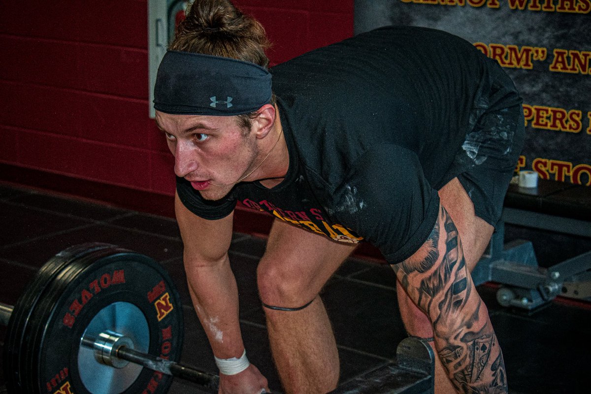 Northern State Football🐺 🏈 tweet media