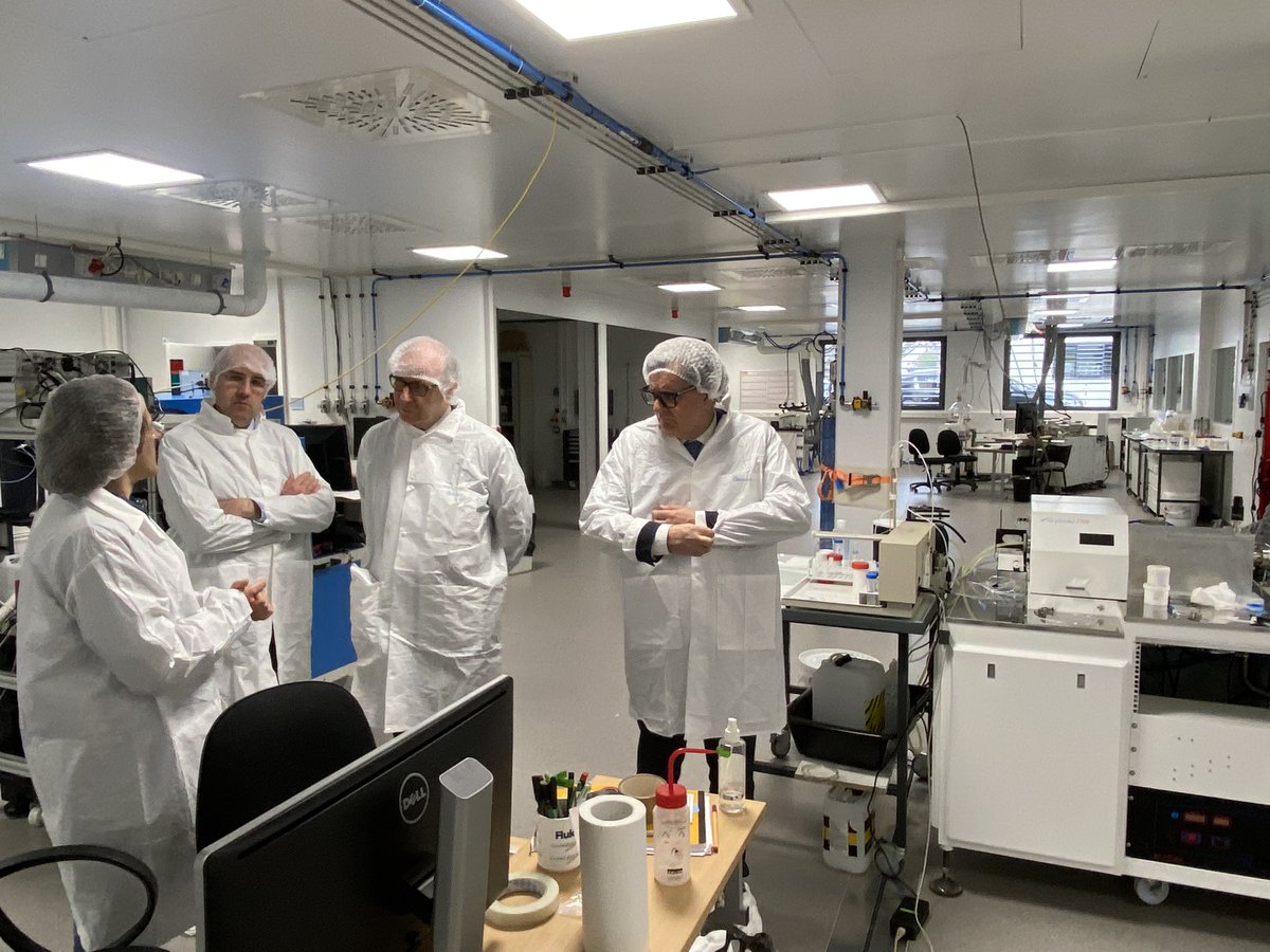 XBeulens's tweet image. Visite ce jour du recteur @GalderisiClaud1 de différentes UMR de @universite_uppa. Rencontre  enrichissante avec des acteurs  engagés et qui agissent en pluridisciplinarité pour la recherche en faveur des enjeux environnementaux. 
@INRAE_France @CNRS @RANouvAquitaine