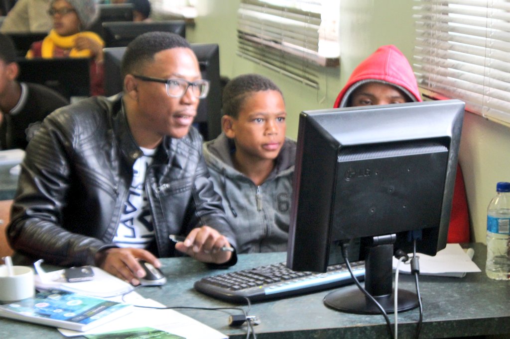 CrestonCam's tweet image. Good luck to the @NCDevEco team, @Geekulcha team and @econdevfinNC team traveling to Springbok for the #gkVacWork to groom our future talent.

#iBlameGK