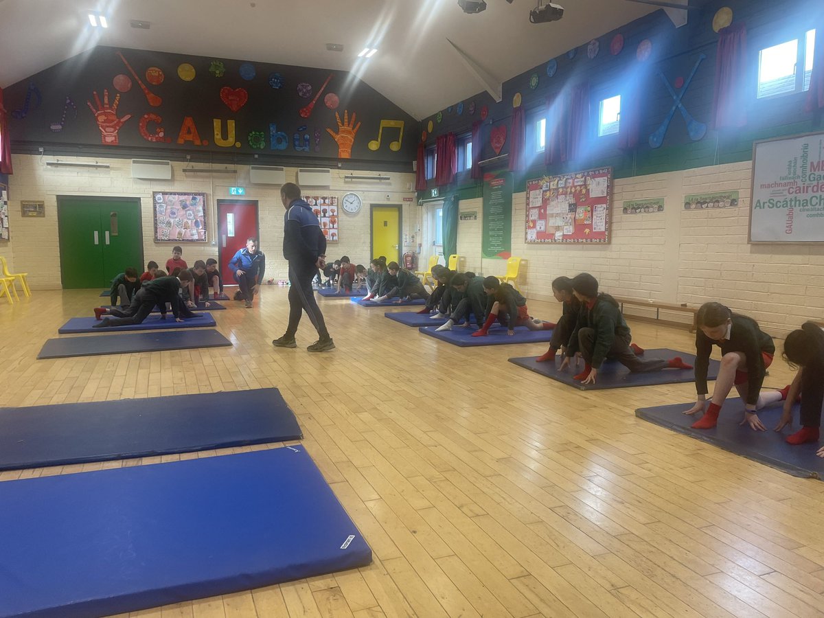 RangEoin's tweet photo. Gleacaíocht Le Rody inniu..
Bhaineamar an taitneamh as an gceacht!  🤸‍♀️
@GaelscoilAU https://t.co/3HqjmmiGkR