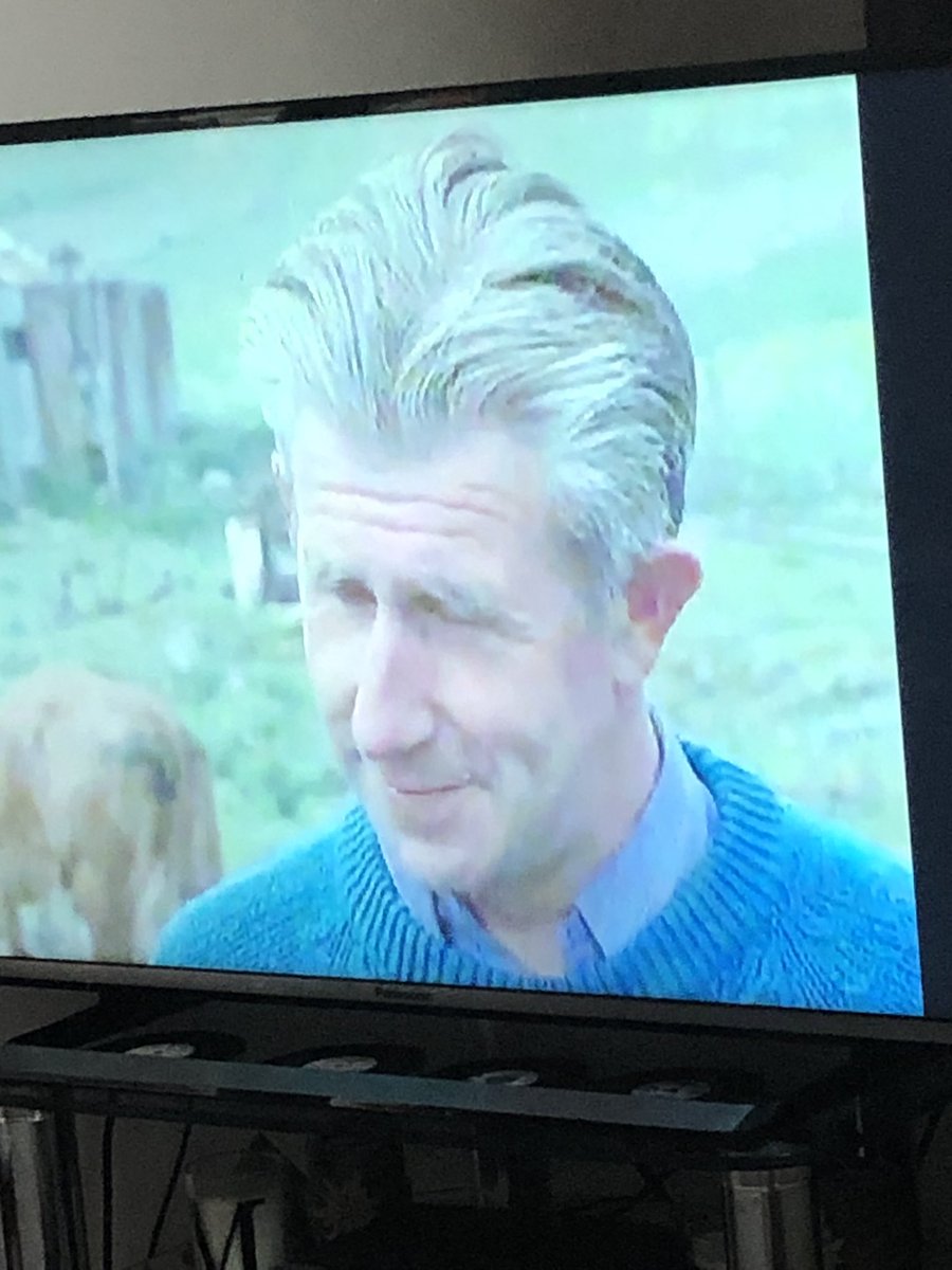 ScottIndy68's tweet photo. Watching Weirs Aweigh .. jealous of this dude’s Barnet .. https://t.co/71IHMSf8cA