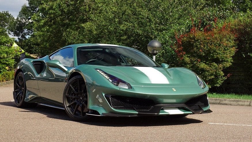 Poncho23 on Twitter: "RT @FerrariConnois1: This 1-of-1 Ferrari Pista is painted in a unique ...