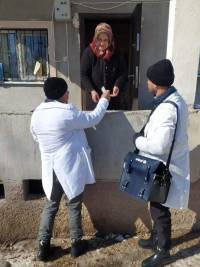 primaria_maria's tweet photo. Cuba y este colectivo se solidariza con el pueblo  turco  y sirio por  los movimientos telúricos ocurridos el pasado 6 de febrero y este lunes. Nuestros médicos están junto a su pueblo, brindando ayuda y lo hacen de corazón como les enseñó Fidel Castro. https://t.co/PG9cVAQIkU