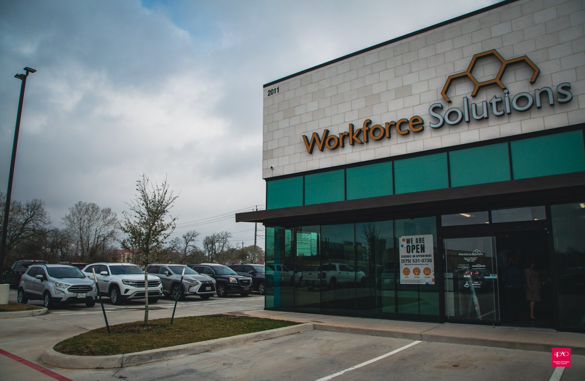 HouGalvAreaCog's tweet photo. 📣 Hey #WhartonCounty residents! 🎉 @GulfCoastWFS is excited to announce the #GrandOpening of #WorkforceSolutions' new career office in Wharton! 🎊 Visit us and take the first step towards a bright and successful future! For more info, go to https://t.co/jojYtMJMeN. ✨ https://t.co/roPWwPkKwn