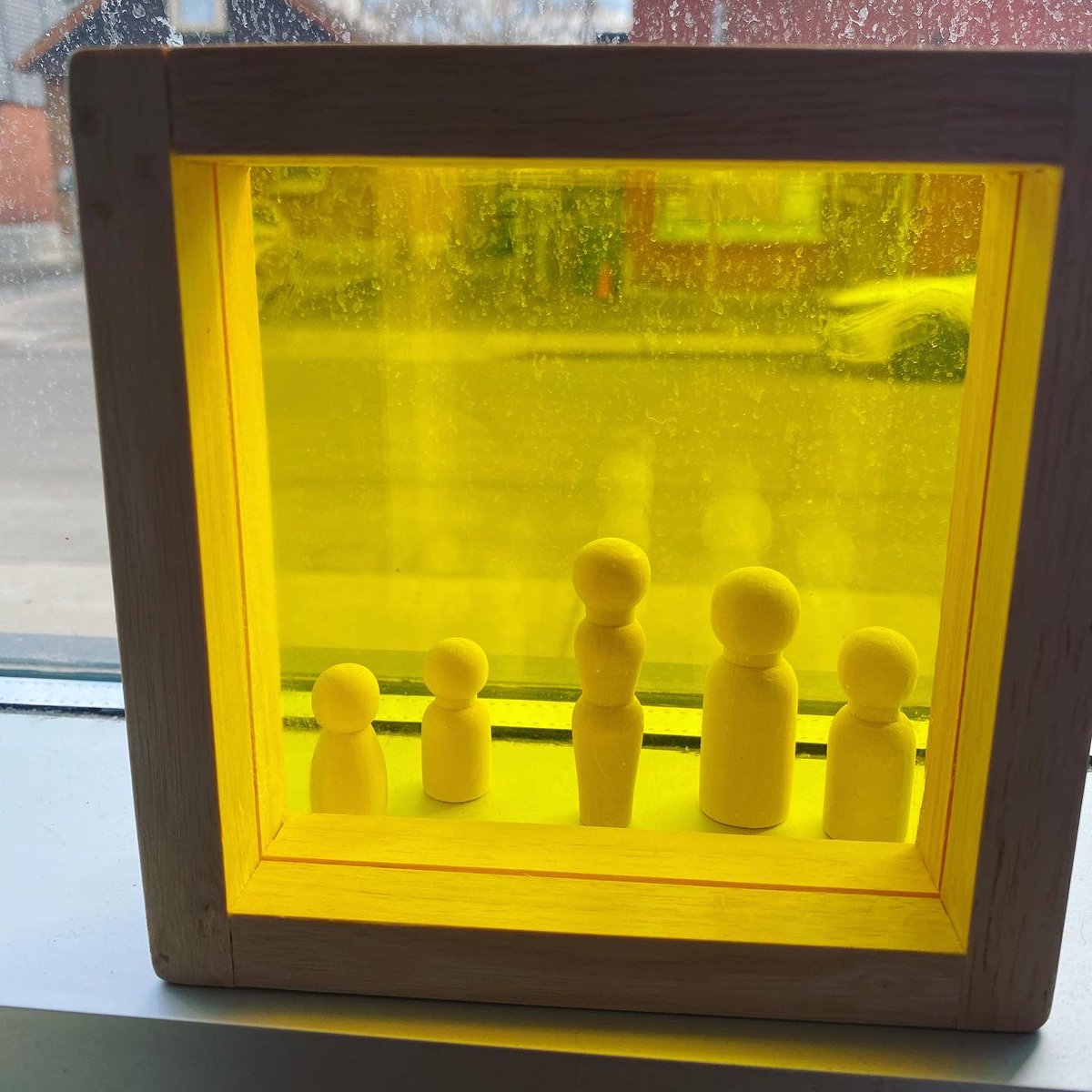 TodaysFamilyOnt's tweet photo. Exploring the wonder of light
#observations #invitations #provocations
π΅π’π‘π π£
πππππ
#howdoeslearninghappen #earlychildhoodeducation https://t.co/kEfkh0bKGw
