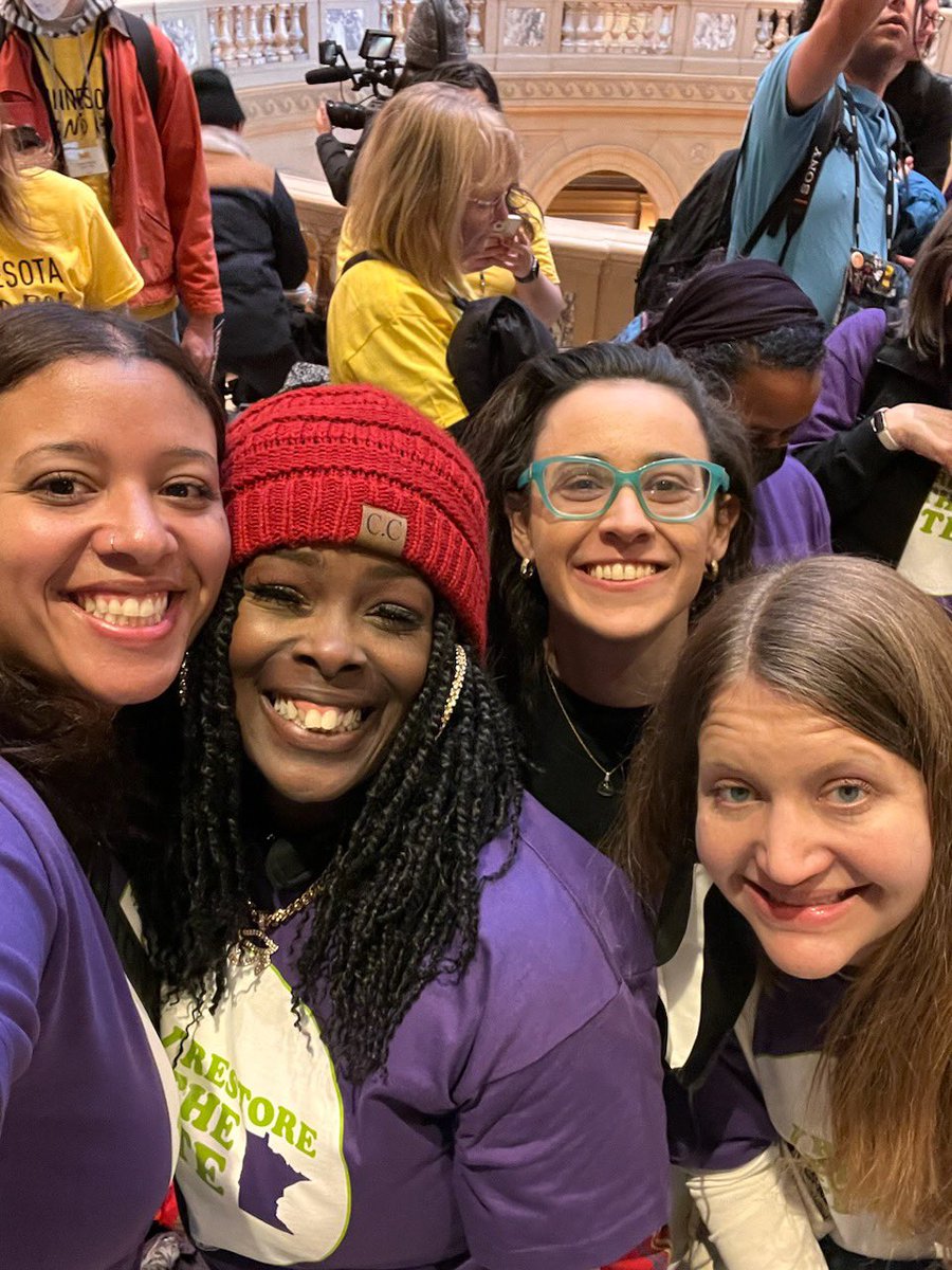 JLKooren's tweet photo. Outside of the MN Senate with @MNFreedomFund staff saying it’s time to #RestoreTheVoteMN #mnleg @RTVMN https://t.co/k0Bp6IzeWN