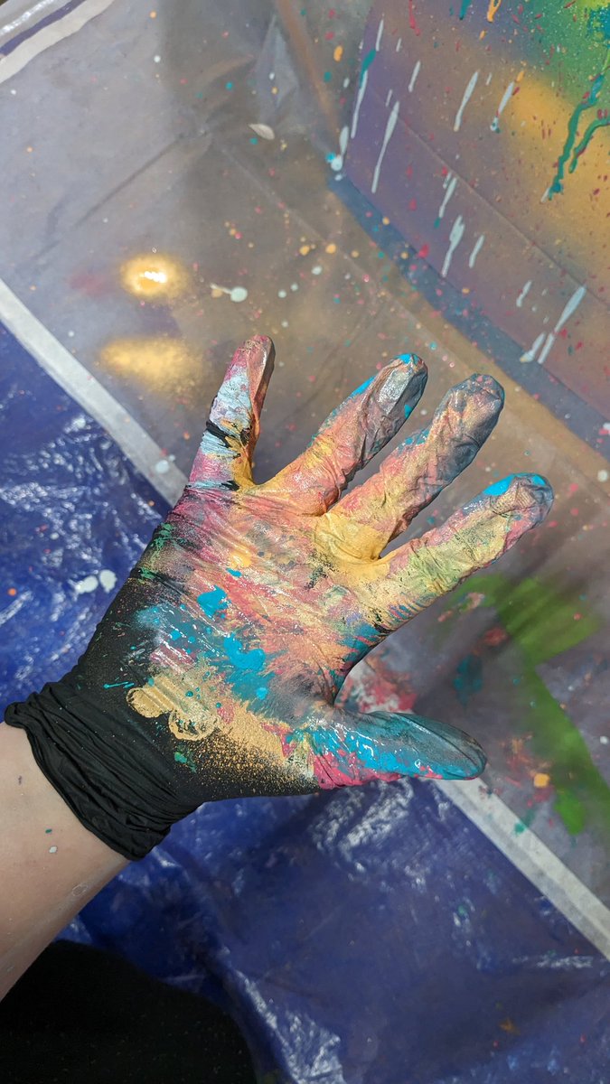 Roots0121's tweet photo. Second day at @sandwellct done! We've now got full coverage of the wall... Let's see how it evolves over the next 2 days! #legacymural #streetart #community #creativity https://t.co/LhcMndeL0C