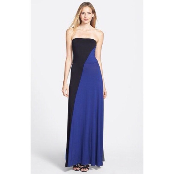 PillowTalkConfi's tweet photo. So good I had to share! Check out all the items I'm loving on @Poshmarkapp #poshmark #fashion #style #shopmycloset #dansko #felicitycoco #risingstar: https://t.co/V9GjQbJ6dR https://t.co/vLLF5dsyqA