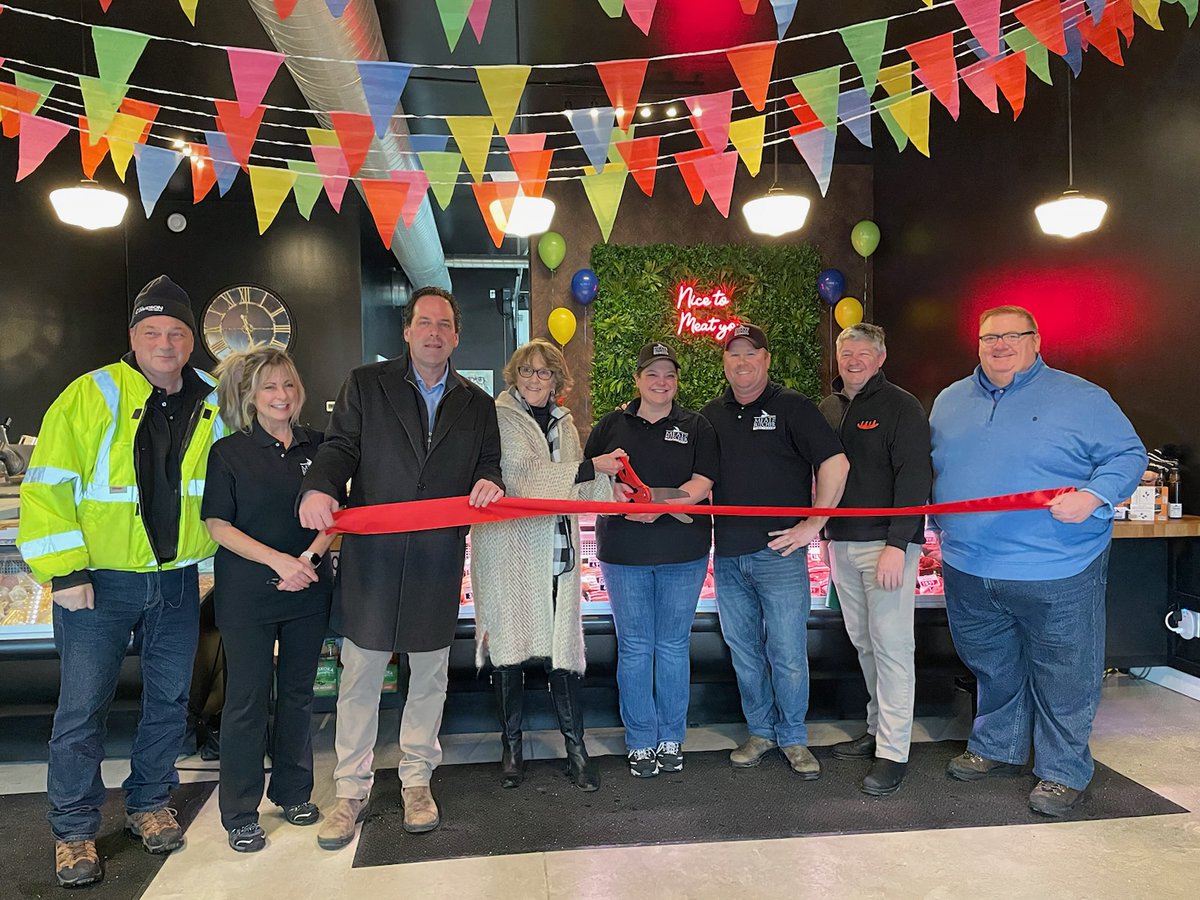 Graydonthempp's tweet photo. Congratulations to the folks at Meat The Butcher in Huntsville for celebrating their grand opening last weekend! Make sure to check them out!
#ParrySound #muskoka #georgianbay #georgianbaylife #muskokalife #huntsvilleontario https://t.co/gUYlrNo9RO