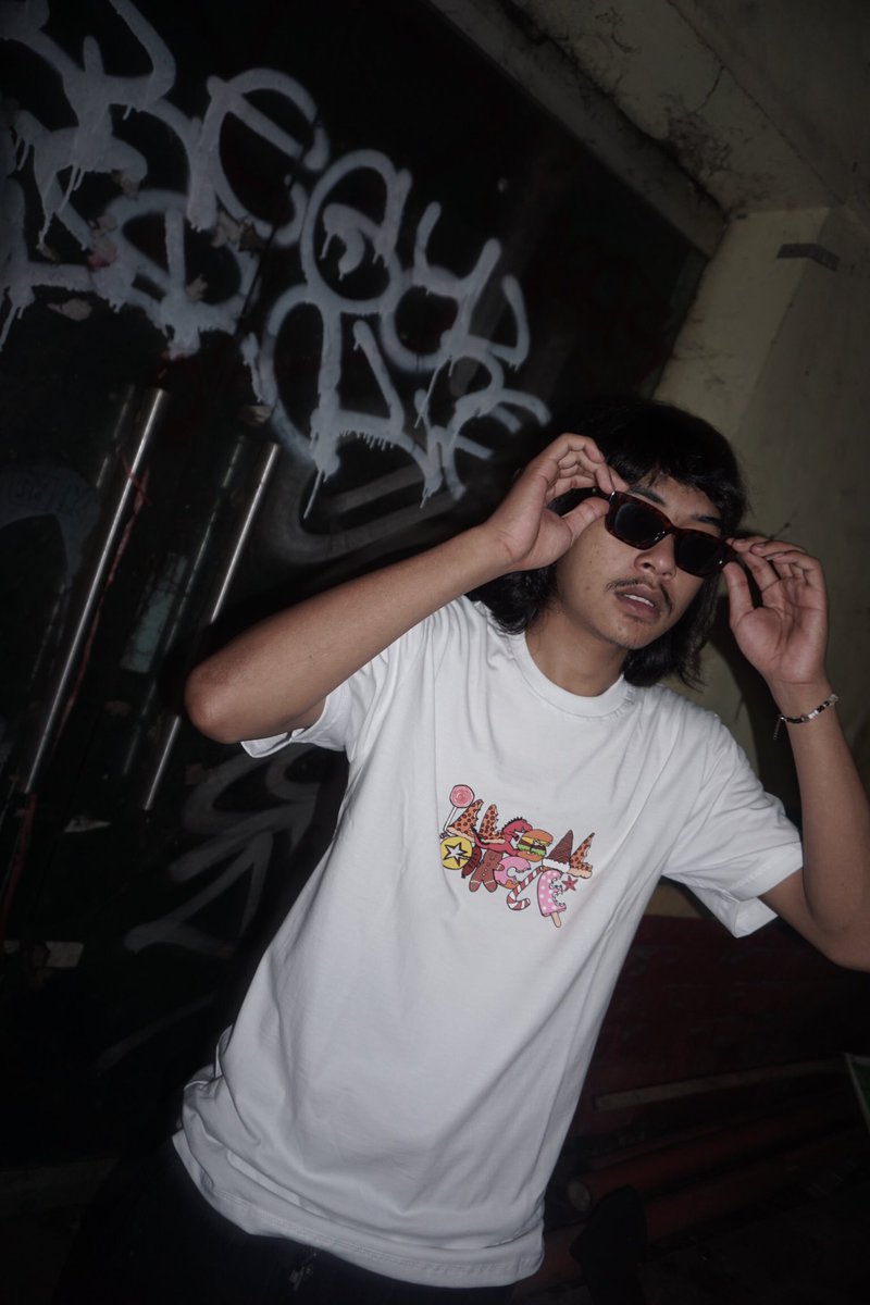 Illegalcircle tweet media