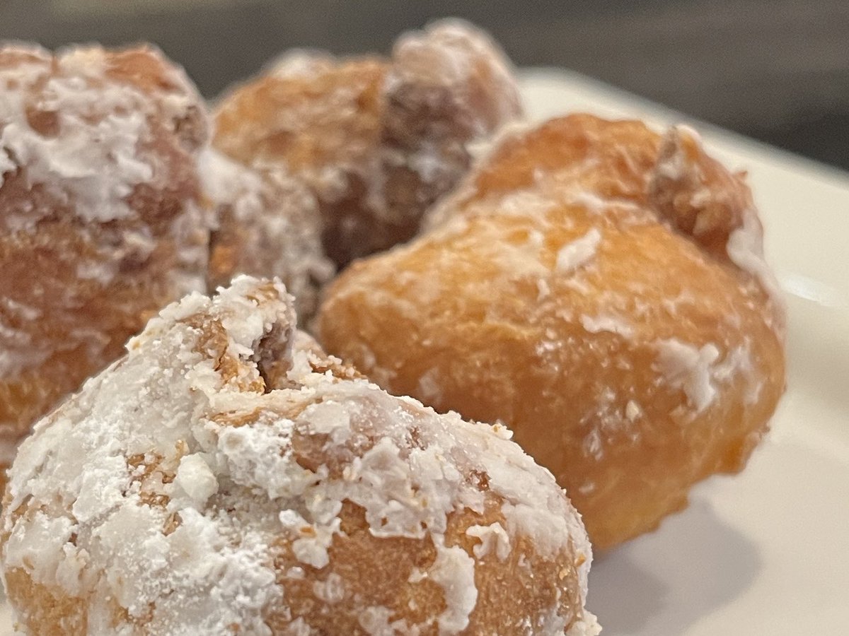 ClarkDining's tweet image. Good times, good food!
Come celebrate Mardi Gras with us in Higgins with Shrimp Etoufee at Chef’s Table and Beignets at the grill!