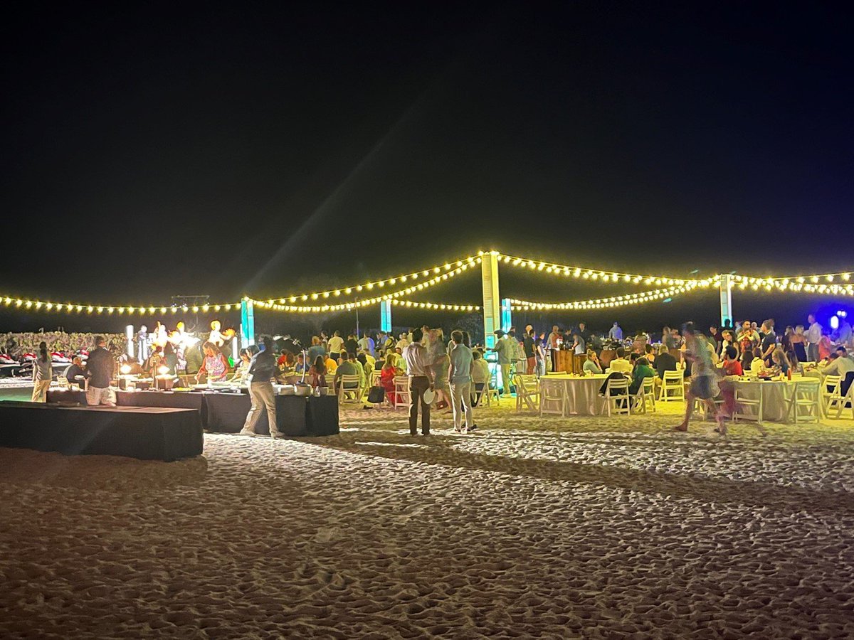 MedexusInc's tweet photo. Earlier this month, #Medexus supported the @southernneuro Annual Meeting in beautiful Marco Island, FL. Over 160 neurosurgeons from across the mid-South attended a fantastic weekend of programming and networking. #SNS2023 https://t.co/SypePjXsRO