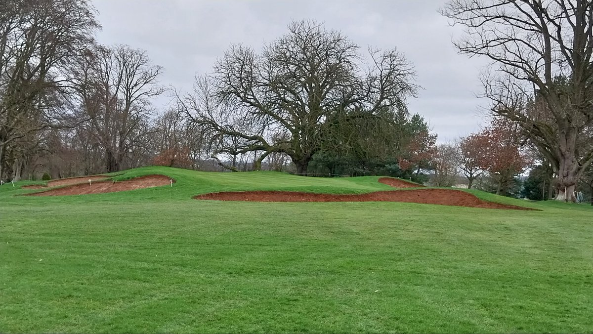 New green and bunkers constructed at Edenmore golf club .
