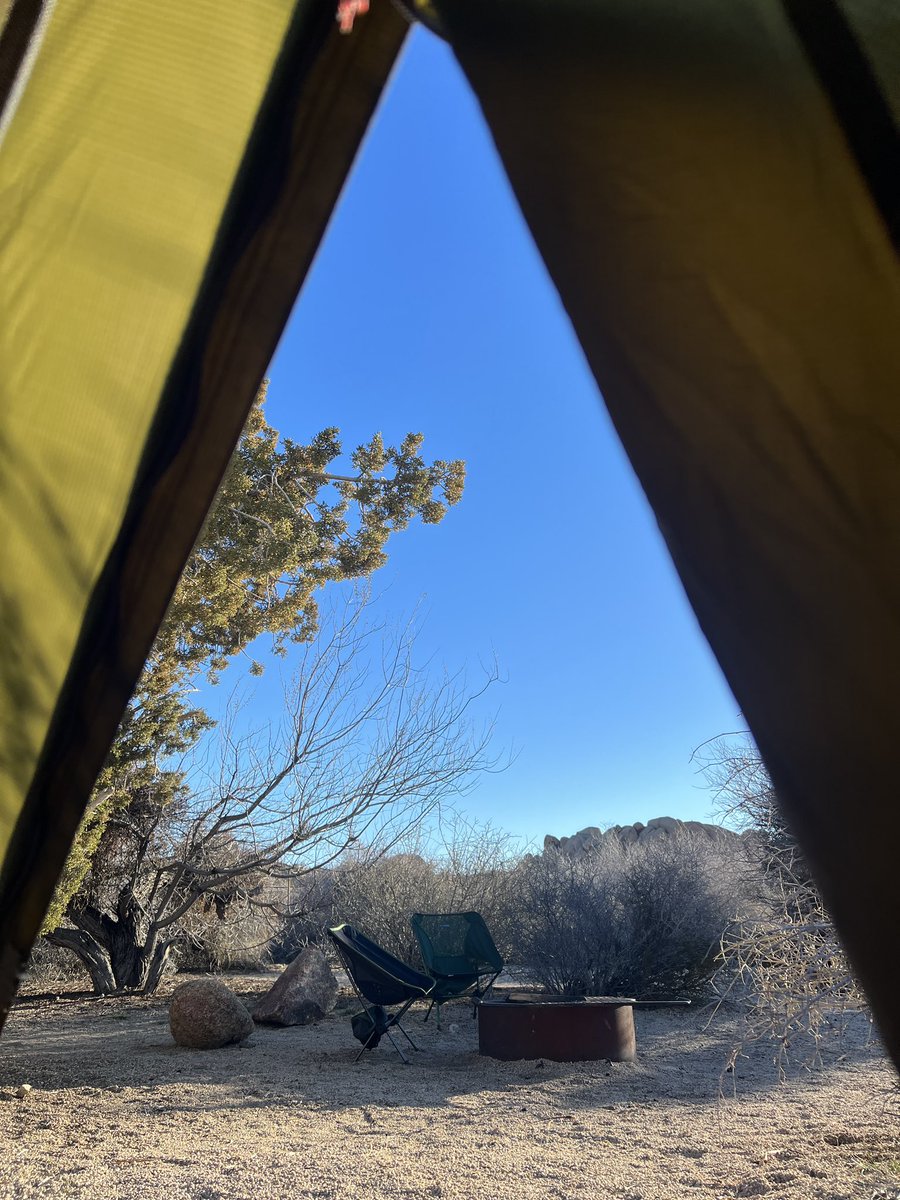 The Brokedown Palace tweet media