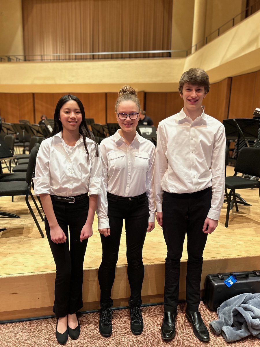 OLPHWarriors's tweet photo. OLPH had 3 students participate in Northshore Concert Bandβs Lifetime of Music Jr High Honor Band on Sat. There were only 40 students participate so having three from OLPH is a big honor! The concert was conducted by Dr. Mallory Thompson, Dtr of Bands @NorthwesternU #OLPHStrong https://t.co/uRdhMVxV38
