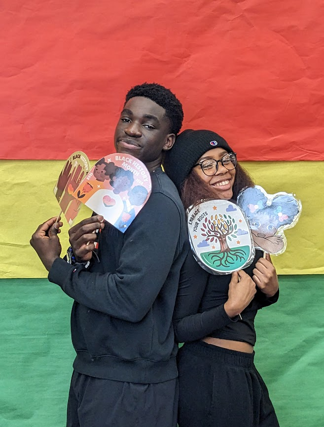 TheKHSLibrary's tweet photo. Celebrate #BlackHistoryMonth in the #KempnerLibrary! Thank you to Dr. Adkins and the #AfricanAmericanStudies class for the #photobooth! Cougs: Come by and take a selfie or portrait! #SelfieStation #BHM #BlackHistory #WeAreKHS #GoCougs @KHS_Cougars @FBISD_Libraries @FortBendISD https://t.co/IxY7XM1q31