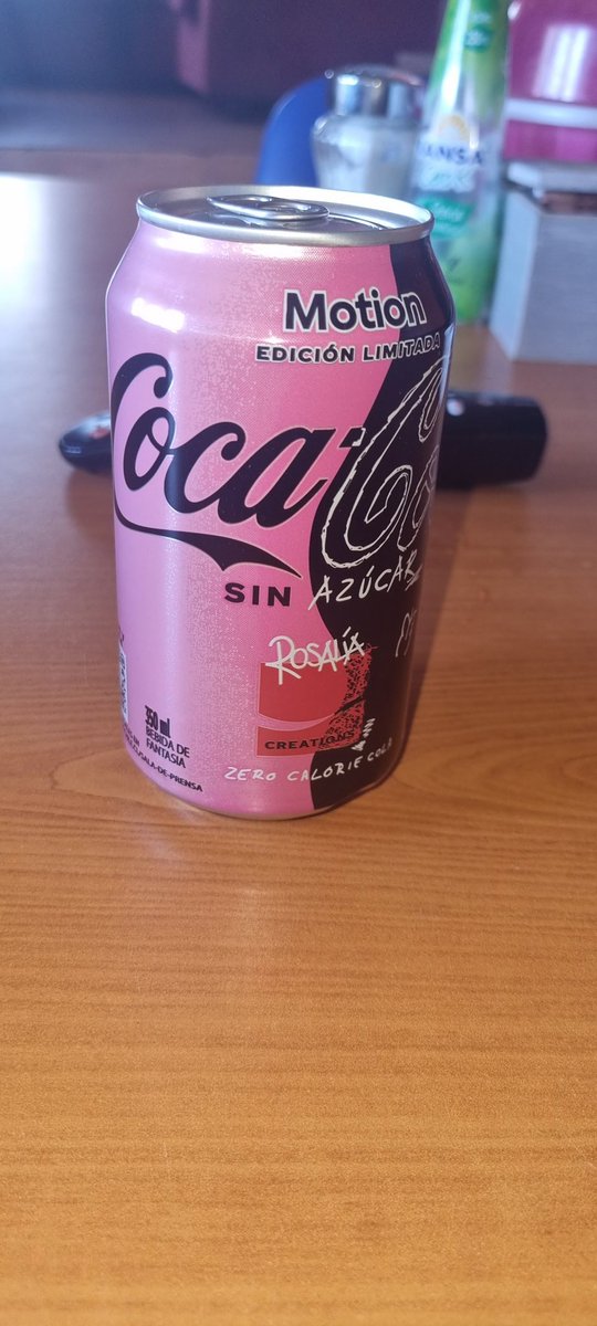 jake_javiera's tweet photo. Escaneando la qr de cocacola de rosalía, en spotify la playlist de cocacola la primera cancion de BTS 134340 💗
#BTS #Rosalia #BTSArmy #Jimin_FACE #BTS_Proof #RUNBTS #cocacolacreations https://t.co/Nqbrn2sDnt