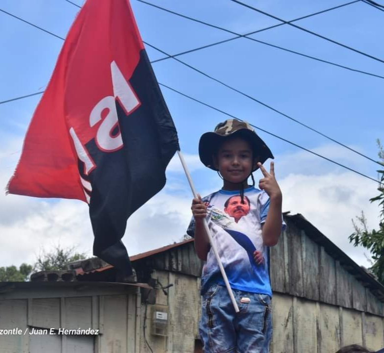 El General Sandino liberó a nuestro pueblo del invasor, hoy los niños tenemos muchos beneficios como la educación y la merienda escolar gracias a su lucha.
#UnidosEnVictorias 
#SandinoPatriaYLibertad