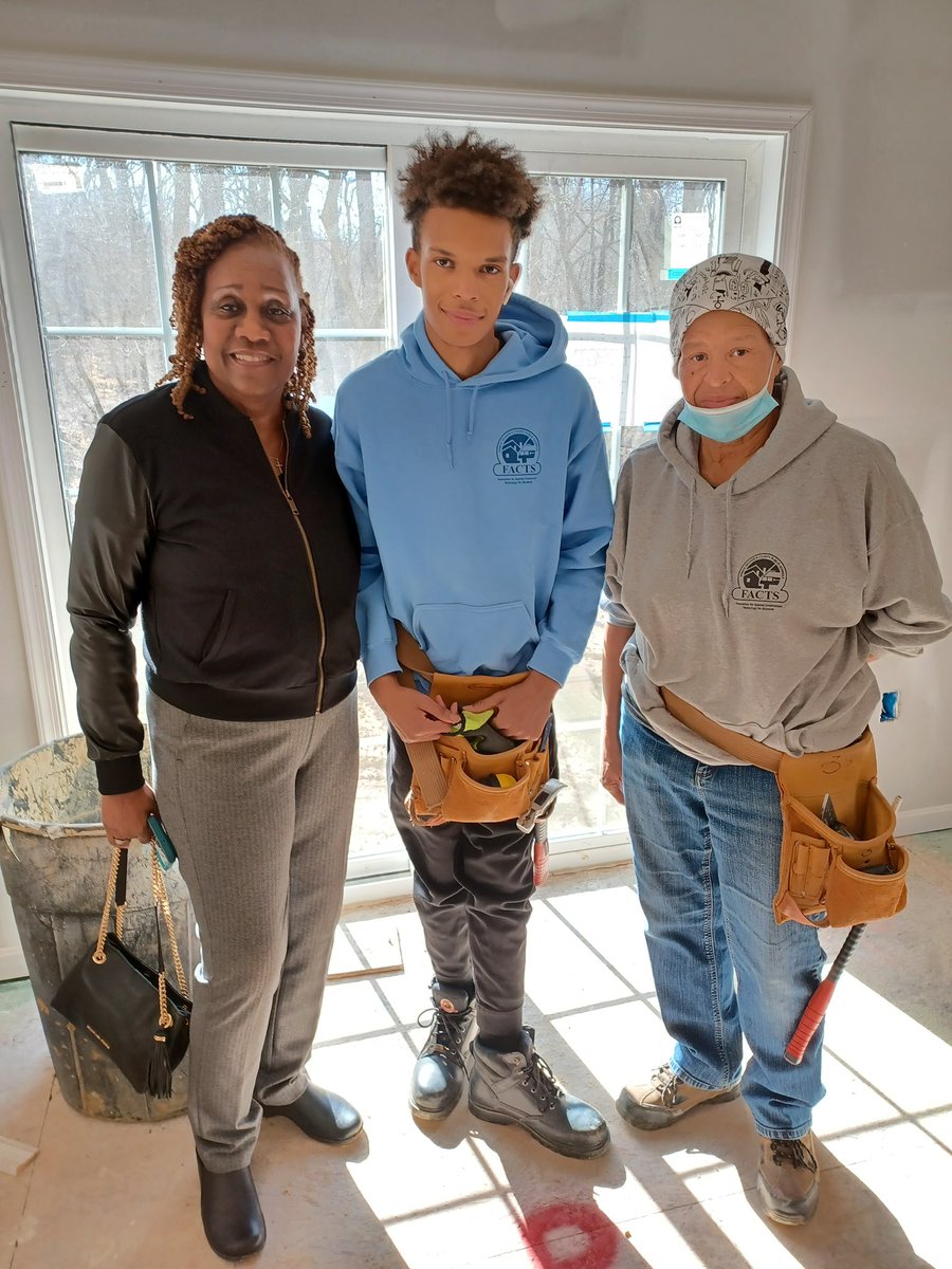 PGC_BOE's tweet photo. Board Chair Judy Mickens-Murray had the awesome opportunity to get a sneak peak of the CTE Student Built House #PGCPSproud #CTE https://t.co/Mapwmce2E4