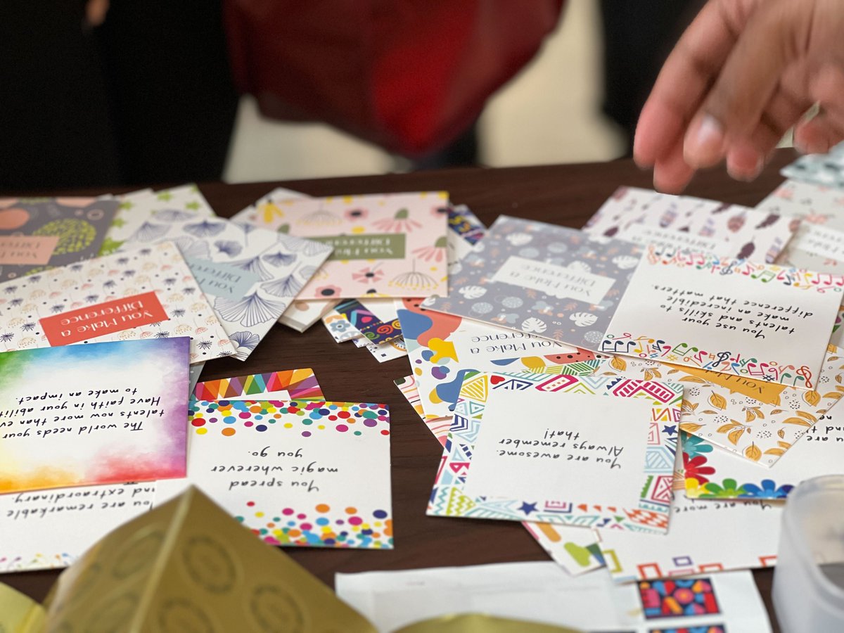 DBBSSAC's tweet image. #tb to our last event: Valentine&apos;s Day Appreciation day. Lots of love was spread ❤️ Get ready for our next event coming up soon 🙋‍♂️🙋‍♀️