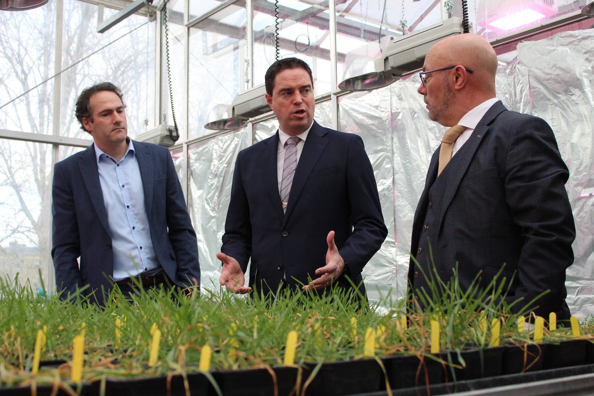 martinheydonfg's tweet photo. Public policy in the agri-food sector must be informed by robust independent science and research. 

Today I announced €4.2m for 19 new short projects that aim to address immediate issues the sector and farmers face. 

Full details here 👉 https://t.co/SmhQgalgeP https://t.co/5x7L3NtzHZ