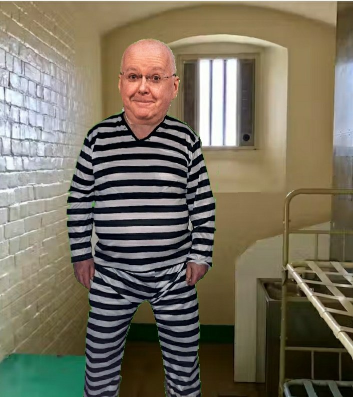 TheIndyNinja1's tweet photo. Would you trust someone under police investigation for fraud to count the votes on who will run the country for the next three years ?
#SackMurrell https://t.co/WCKxNt2GS0