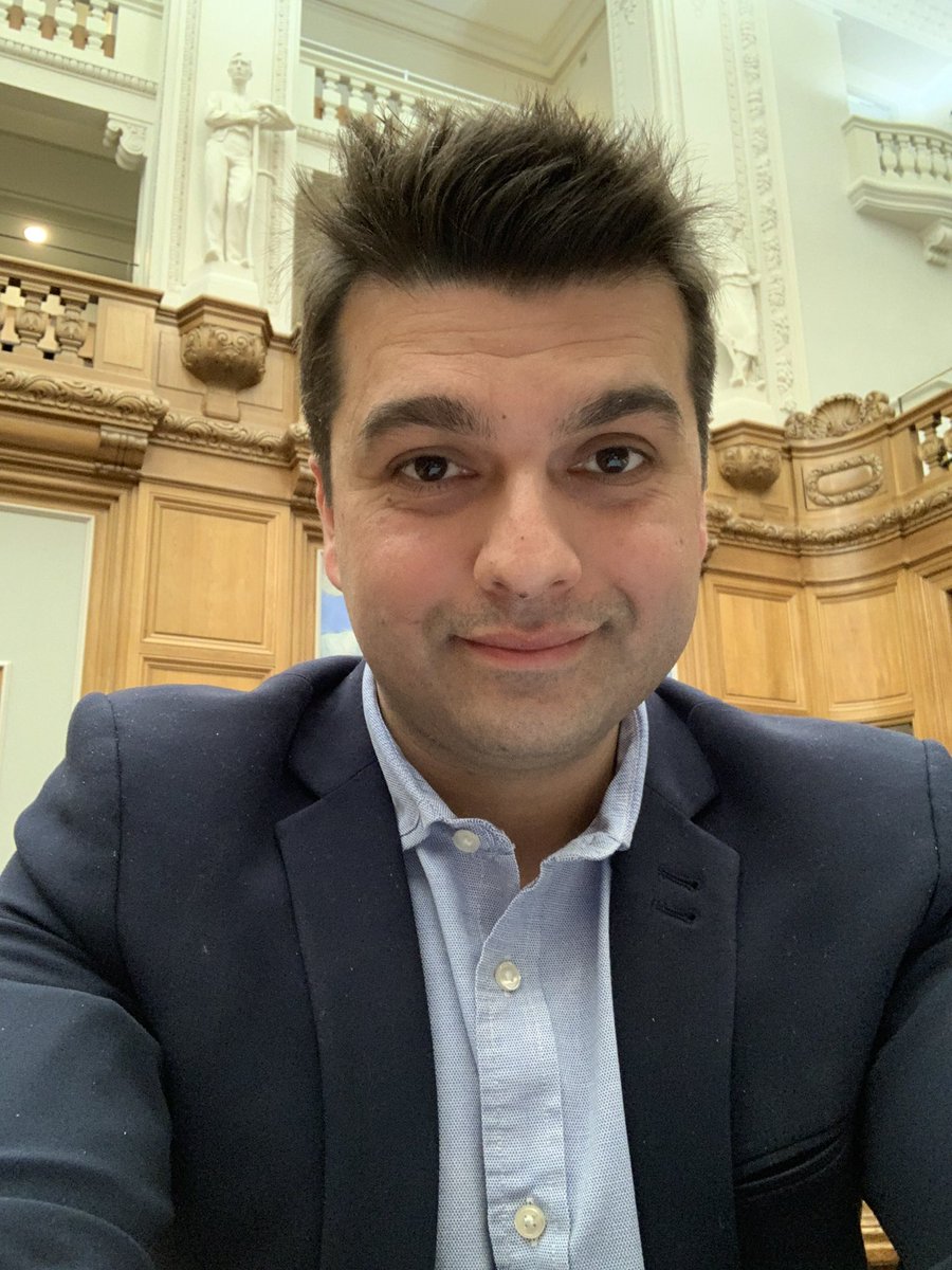 mohammad_rona's tweet photo. Var på talerstolen til første behandling vedr.udenlandsk arbejdskraft.
Udenlandsk arbejdskraft bidrager med 210 mia. til Danmarks BNP. 
Danske virksomheder skal have de nødvendige kompetencer og hænder, så vi også i fremtiden har råd til et stærkt velfærdssamfund🇩🇰💪 https://t.co/KplmYUpZJi