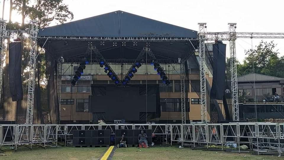 GalaxyFMUg's tweet photo. Even earthquake can’t shake this stage 

#LegendGgwangaMujje this Friday💃 https://t.co/UFhFwLpeqq