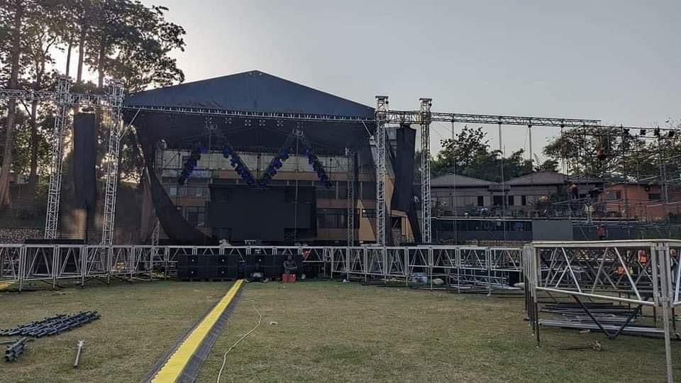 GalaxyFMUg's tweet photo. Even earthquake can’t shake this stage 

#LegendGgwangaMujje this Friday💃 https://t.co/UFhFwLpeqq