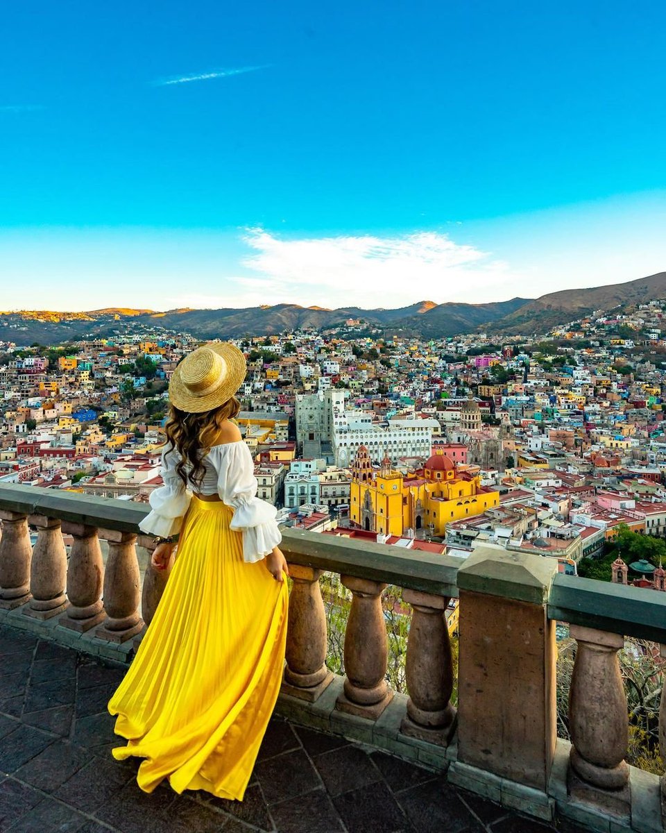 ¿Buscas un destino salido de una pintura? 😍❤ No busques más, visita #Guanajuato ya ✨
📸 vanessacampos