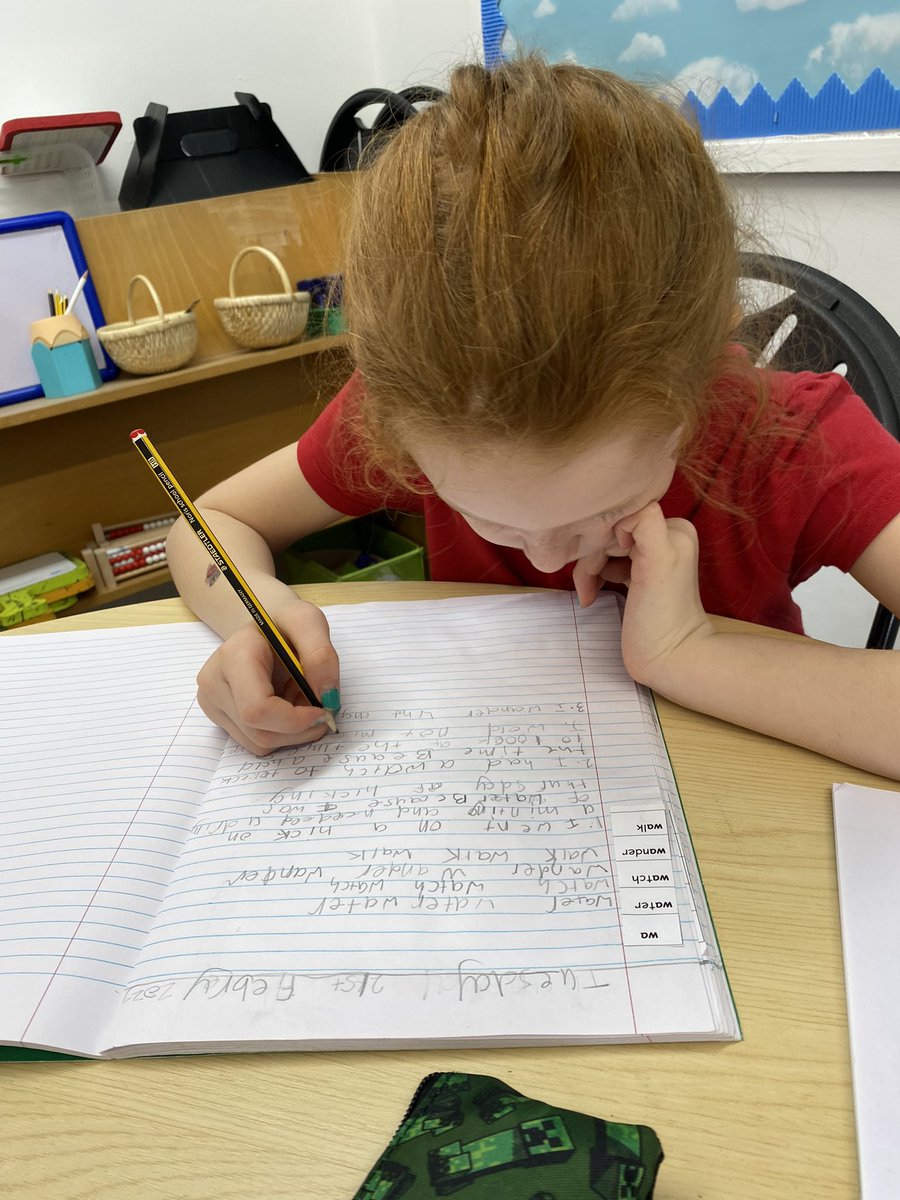 MrsMorrisonDPS's tweet photo. Working hard to write extended sentences, making sure we include our spelling words!! https://t.co/I15MNQYH4d