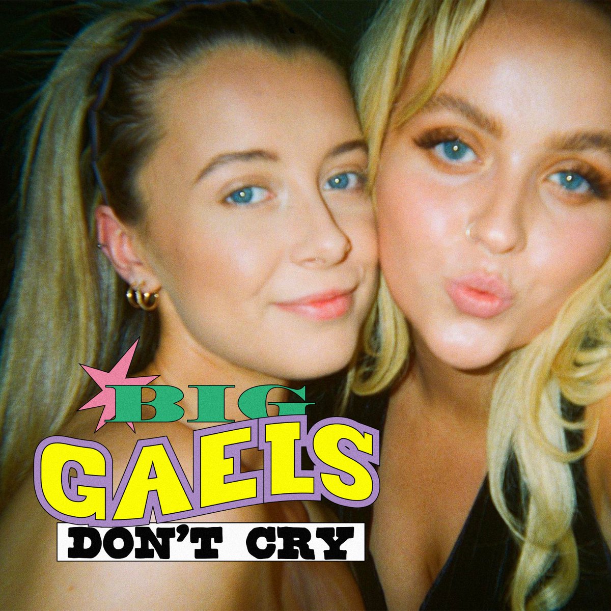 Pod-chraoladh ùr bho Taigh na Gàidhlig 'Big Gaels Don't Cry' beò an-diugh air làraichean-fuaime. 

Taing do @Teltmedia is do <a href="/bordnagaidhlig/">Bòrd na Gàidhlig</a> airson seo a thoirt gu buil 

#SeachdainNaGàidhlig #TethisDheth #SgeulachdanOileanaich 

open.spotify.com/episode/0bjelJ…