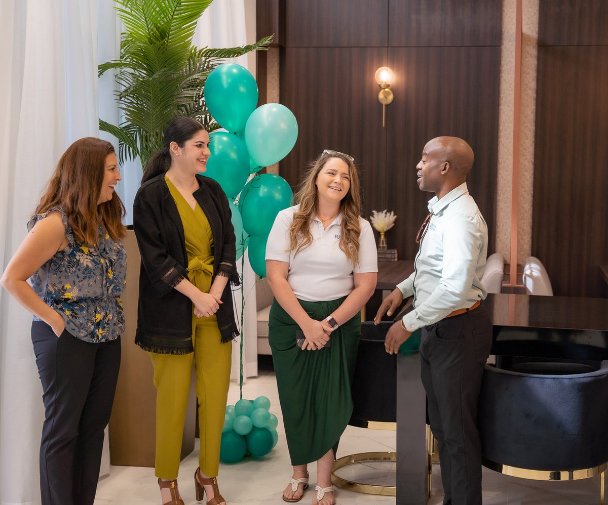 LiveResia's tweet photo. Last Week, we held the Ribbon Cutting Ceremony for Resia Pine Ridge in @pbcgov. Our team was joined by Mayor Gregg Weiss and County Administrator Verdenia Baker to celebrate the opening of our newest community. https://t.co/DDecHOZ3dS