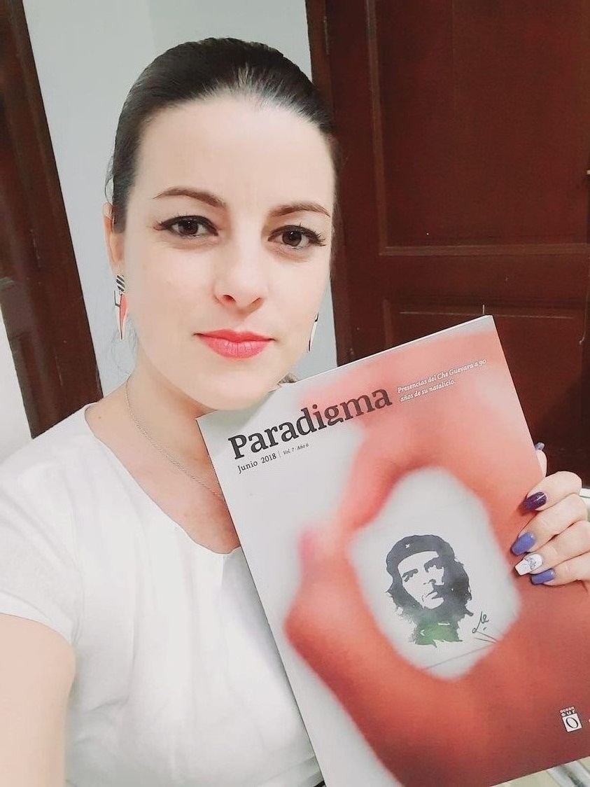 Aylín Alvarez García (@aylinalvarezg) on Twitter photo Hoy celebramos el nacimiento del Manifiesto Comunista. La <a href="/UJCdeCuba/">UJC de Cuba</a> reta a postear tu TALLA COMUNISTA.Puedes hacerlo recomendando libros, resaltando frases, levantando símbolos o de la manera que se te ocurra. Aquí está mi libro rojo #MiTallaComunista #TallaRoja <a href="/DiazCanelB/">Miguel Díaz-Canel Bermúdez</a> Hoy celebramos el nacimiento del Manifiesto Comunista. La <a href="/UJCdeCuba/">UJC de Cuba</a> reta a postear tu TALLA COMUNISTA.Puedes hacerlo recomendando libros, resaltando frases, levantando símbolos o de la manera que se te ocurra. Aquí está mi libro rojo #MiTallaComunista #TallaRoja <a href="/DiazCanelB/">Miguel Díaz-Canel Bermúdez</a>