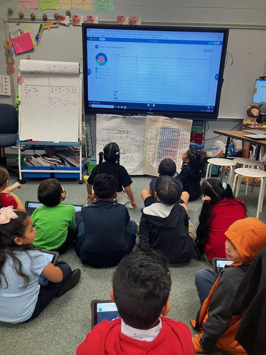 Cirzy_EdTech's tweet image. So excited to see @bil_govea ‘s class using Nearpod in their classroom! Students were fully engaged and ready to learn more! Congratulations! 🎉