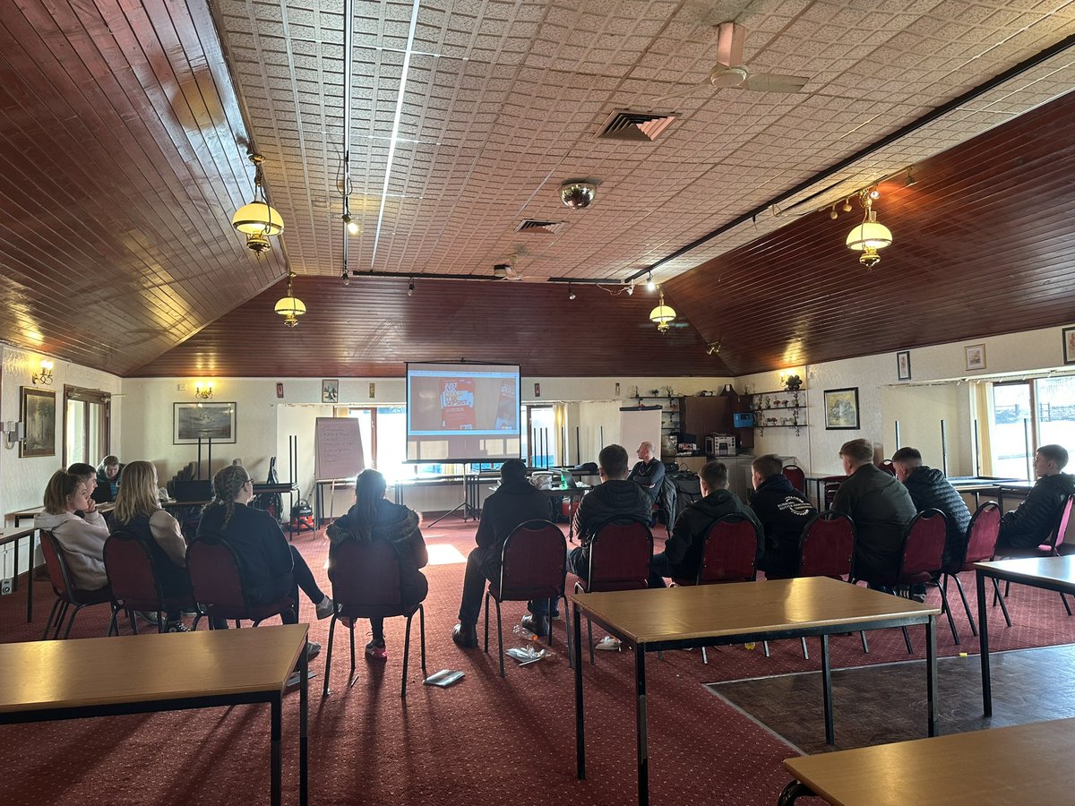 Crathbone2023's tweet photo. Our Level 2 General Farm workers completing their First Aid course today. They then watched an important video about sepsis. Following the tragic loss of Hannah Brown last year it is important we continue to raise awareness of sepsis in the farming community. @My_Apprentice https://t.co/ZtOSVH3qr5