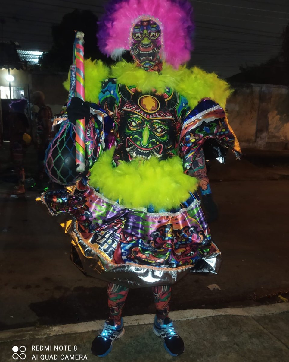 Daniel88272899's tweet photo. Bloco é rua 🎭🤹‍♂️ https://t.co/hfNmDacyAY