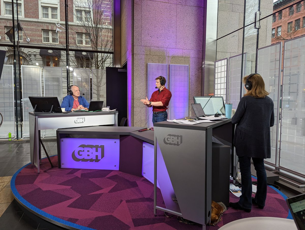 The <a href="/WBUR/">WBUR</a> /<a href="/GBH/">GBH</a> crossover I've been waiting for! <a href="/Lepiarz/">Jack Lepiarz</a> on with Jim and Margery on <a href="/BosPublicRadio/">Boston Public Radio</a>