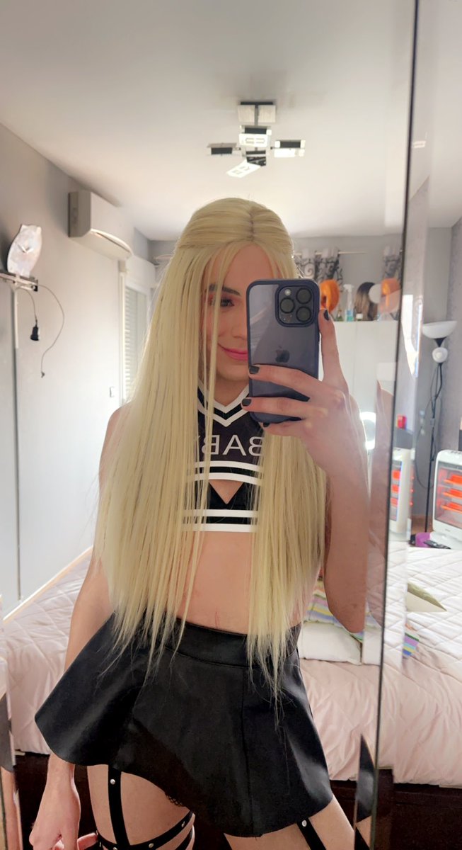 Sara_Madisson's tweet photo. Have a wonderful Tuesday ❤️🌈 see u tomorrow on https://t.co/AO5efVYByt #sexy #model #latina #teen https://t.co/IEFTFDWdFA