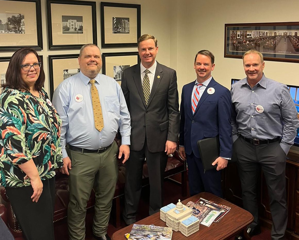 TexMEP's tweet photo. Thank you Rep. @TrentAshbyTX for meeting with Texas home medical equipment providers today for our Legislative Day at the Capitol!
#dme #hme #dmepos #txlege #TexMEPEvents https://t.co/m4rlfB0xAm