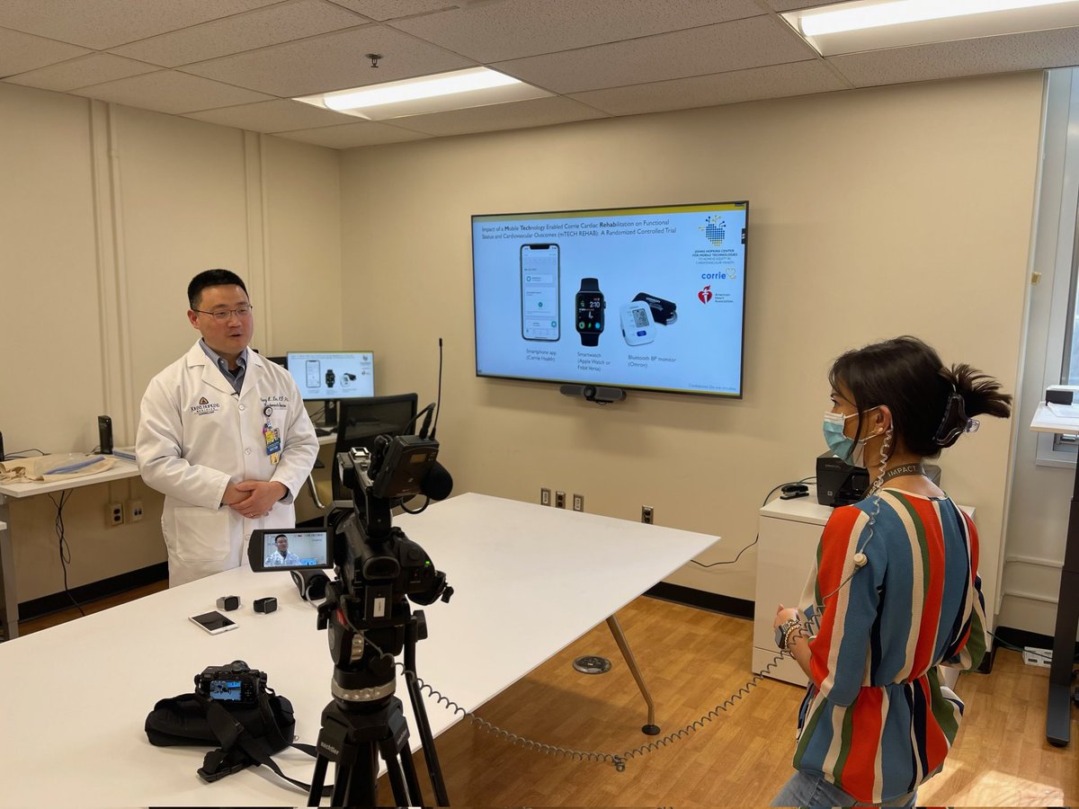 Johns Hopkins Digital Health Lab Co-Director @DoctorMarvelMD and @American_Heart Health Tech & Innovation Research Fellow @changkim211 discuss wearable technology for heart health with WUSA TV! @wusa9