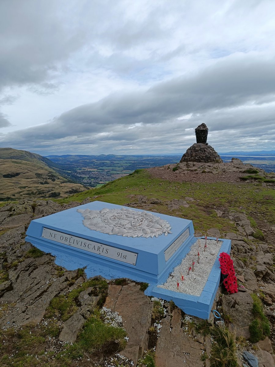 colinglashan's tweet photo. @colinmccredie @IainR0bertson September was the last time I was up Dumyat. Need to get back soon. https://t.co/zWIzazU1xI