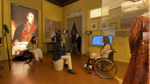 viverepesaro's tweet photo. Museo Nazionale Rossini set finale del film "Ancora Volano Le Farfalle"
https://t.co/AlVKFJS29A https://t.co/FjMO6QmUm0